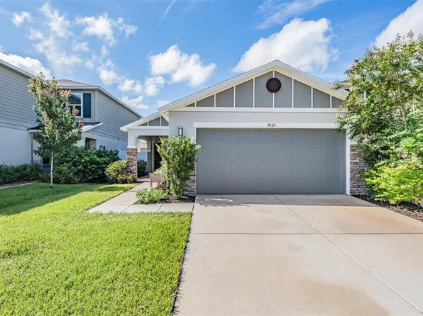 7437 Northern Lights Dr, Gibsonton, FL 33534