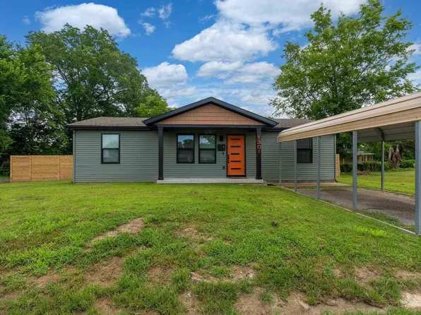 1301 S Holland St, Marion, IL 62959