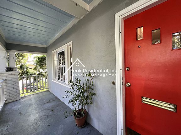 3rd image of 401 21st St