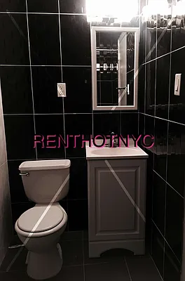 Rented by Weissman Realty | media 10