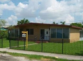 11311 SW 40th Ter, Miami, FL 33165