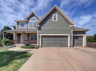 866 N Maple St, Gardner, KS 66030