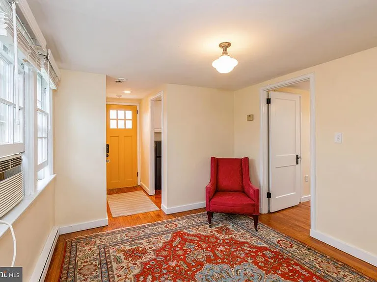6630 Stump Rd — Photo 8