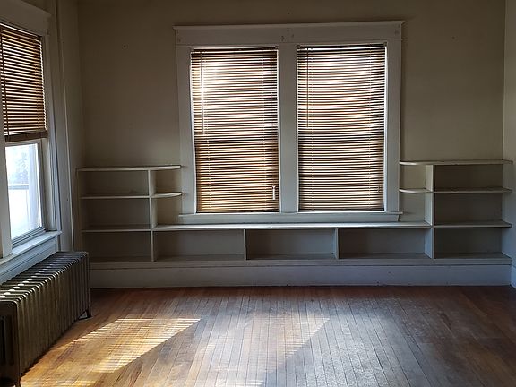 5th image of 1791 Riverside Dr APT 1
