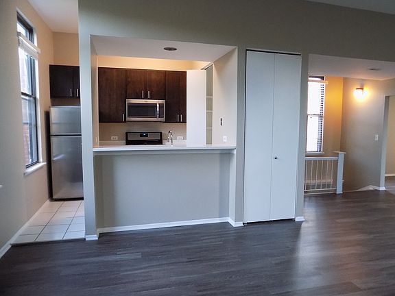 2nd image of 1732 N Dayton St #1732D-1A