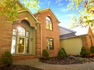 11515 Sandy Creek Xing, Fort Wayne, IN 46814