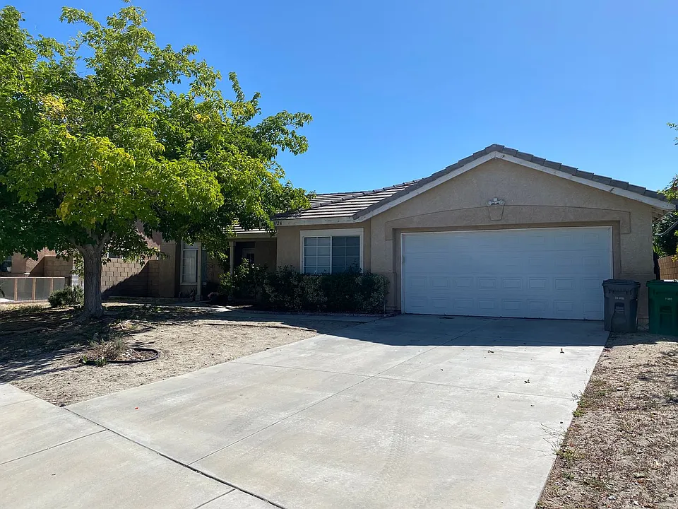 6124 Malaga Ct