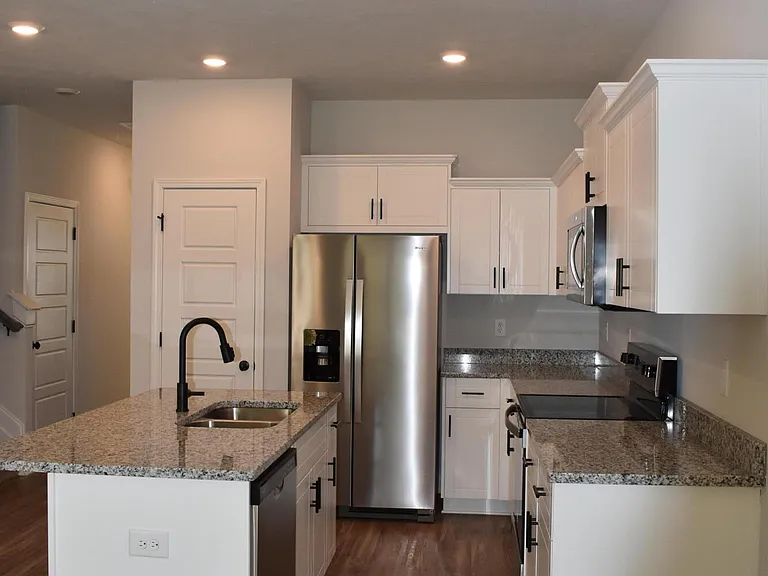 4228 Beautiful Pond Park — Photo 7