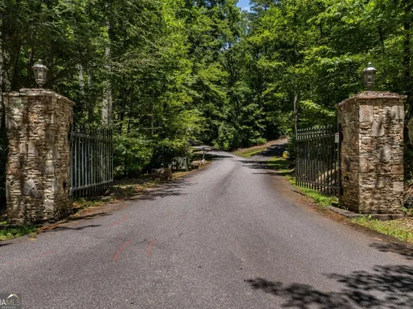 346 Mission Ridge Dr, Hayesville, NC 28904