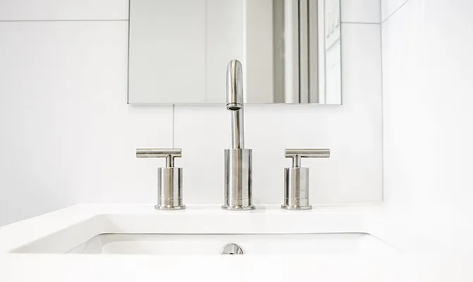Rented by Argent Advisors LLC | media 24