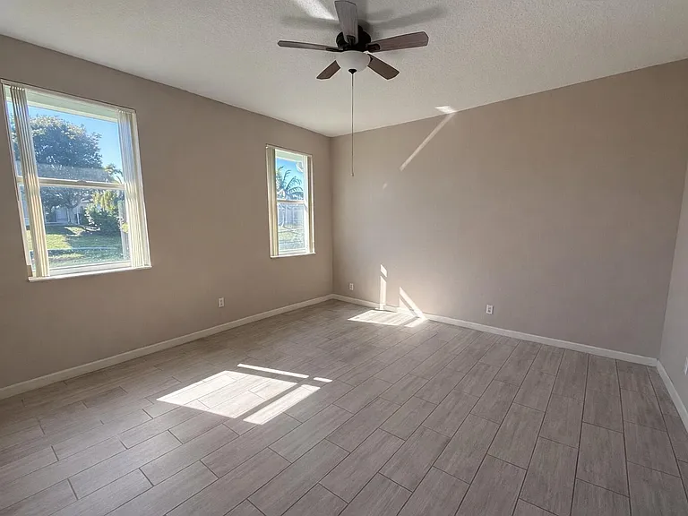 1168 Hatteras Cir — Photo 22