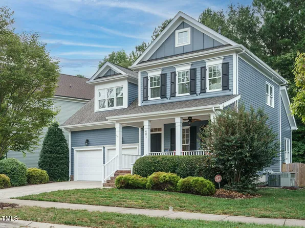 401 Streamwood Dr, Holly Springs, NC 27540