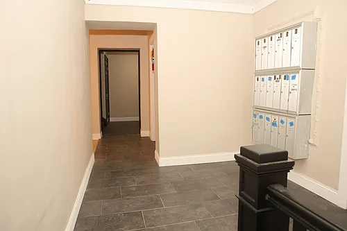 Noble Tudor Apartments Photo 1
