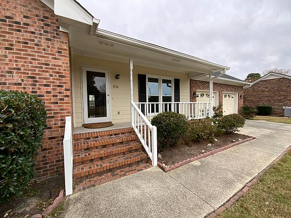 2nd image of 3134 McKinnon Dr