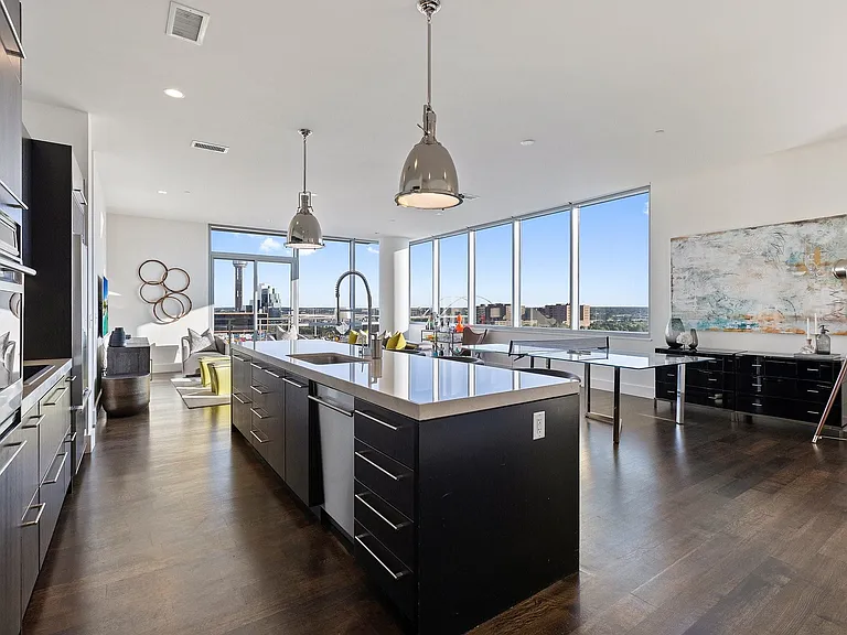 2200 Victory Ave #1105 — Photo 10