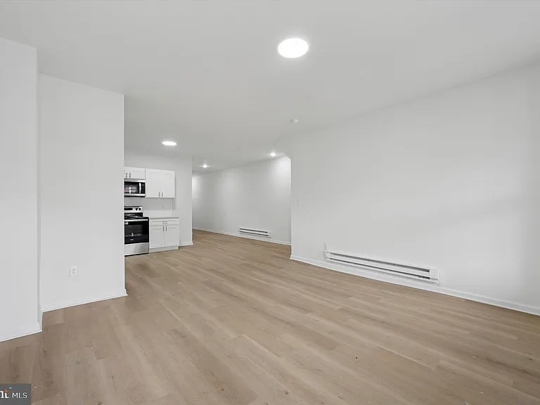 5431 Walnut St #1 — Photo 2