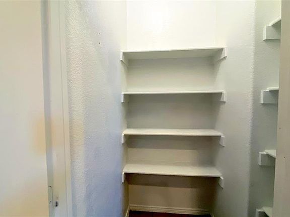 4th image of 8808 Noontide Dr