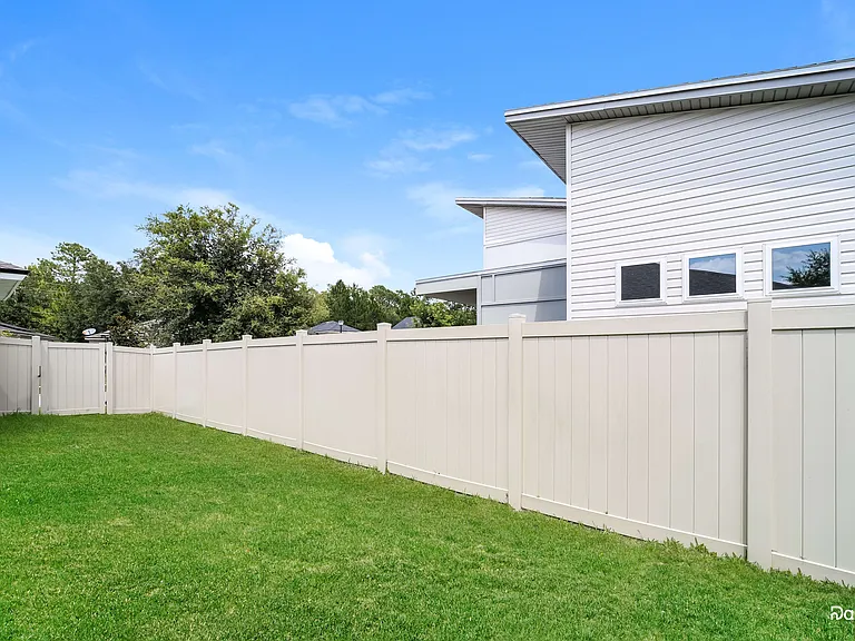 12385 Sacha Rd — Photo 14