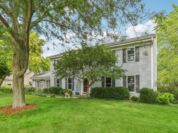 16460 West Melody COURT, New Berlin, WI 53151