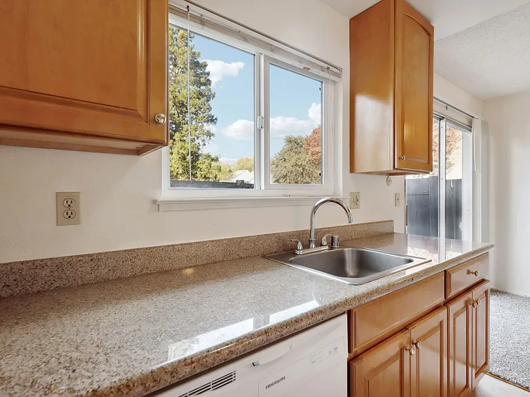 Westwood Apartments — Photo 24