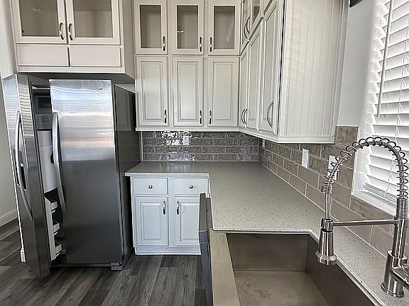 5th image of 305 S Cal Vista Dr #71