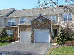 106 Shoal Creek Dr, Blue Bell, PA 19422