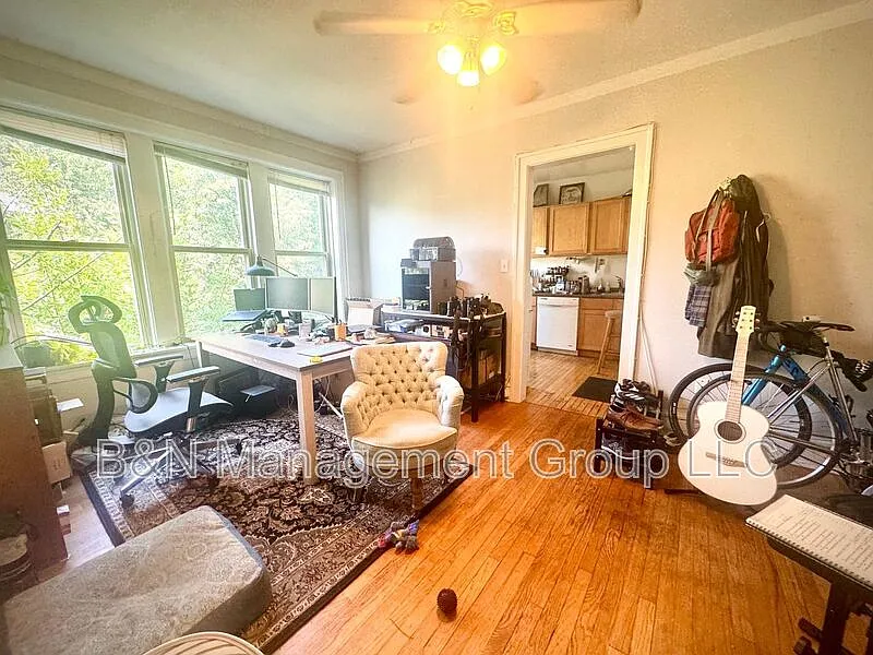 1 bed, 1.0 bath, 750 sqft, $1,850 — Photo 3