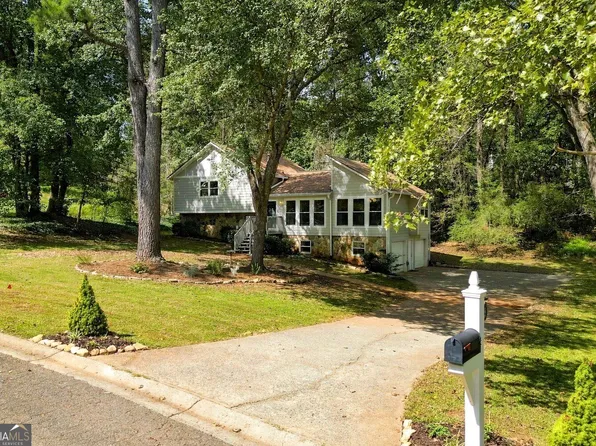 5024 Gunners Run NE, Roswell, GA 30075