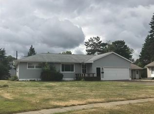 26 Fern Ct, Babbitt, MN 55706