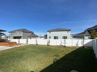 15405 S Revolutionary Way, Bluffdale, UT 84065