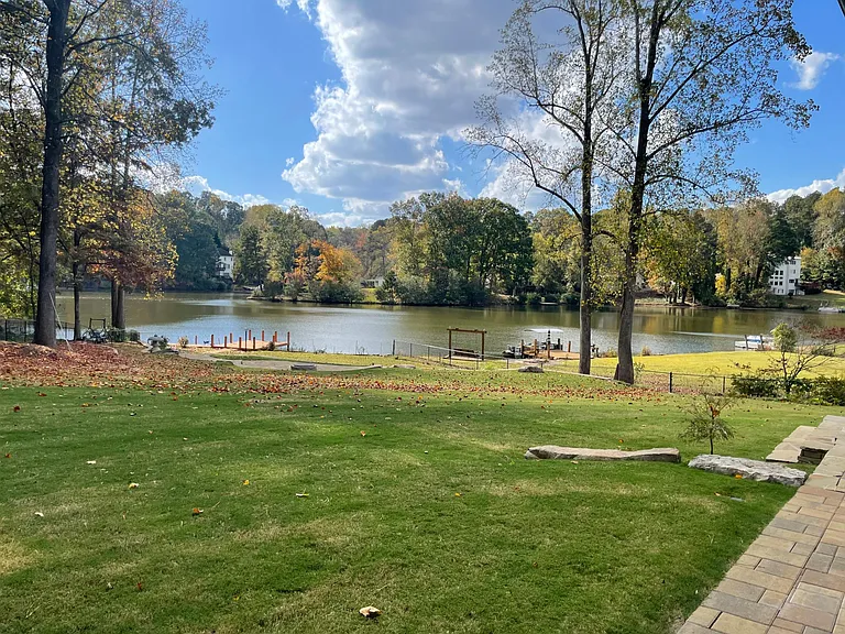 2825 Cardinal Lake Cir #A — Photo 5
