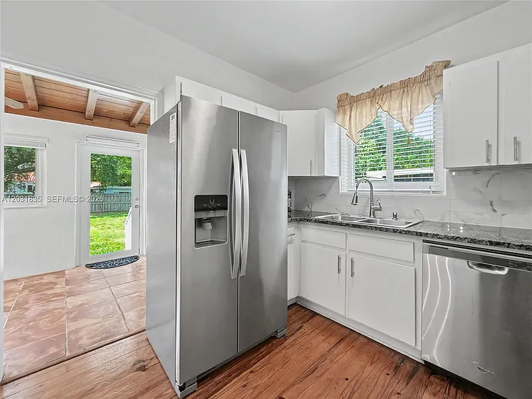 436 Lark Ave — Photo 26