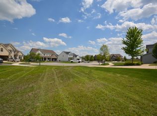 4807 Brabazon Ct, Naperville, IL 60564