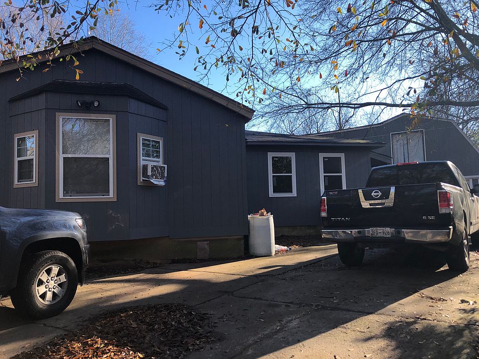1st image of 1724 Mary Dr #1