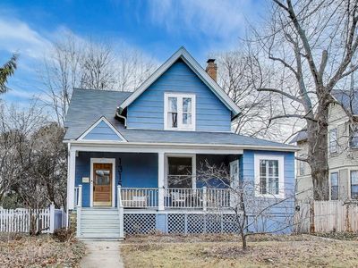 1315 Main St, Evanston, IL, 60202