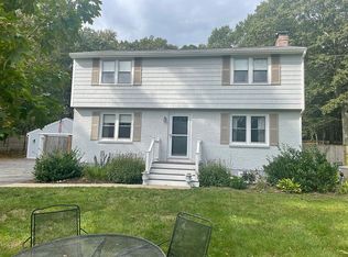 562 Essex St, South Hamilton, MA 01982