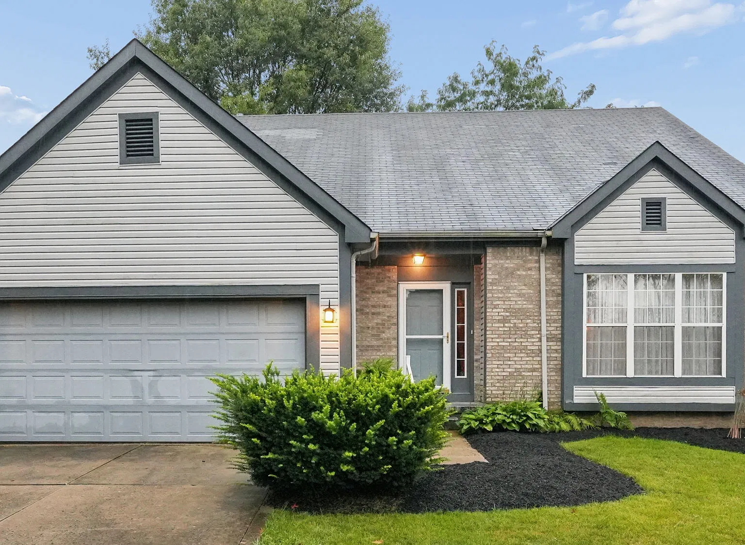 3 bed, 2.5 bath, 2514 sqft, $2,195 — Photo 4