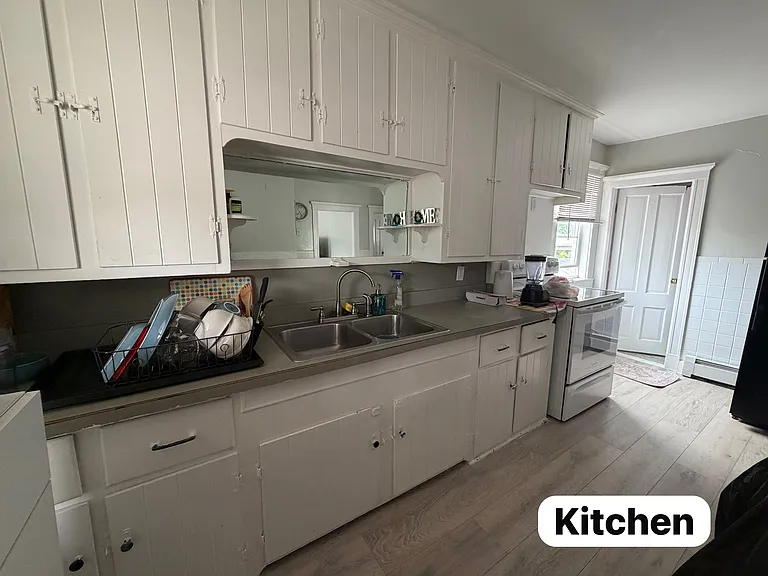 104 Dresser St #2 — Photo 2