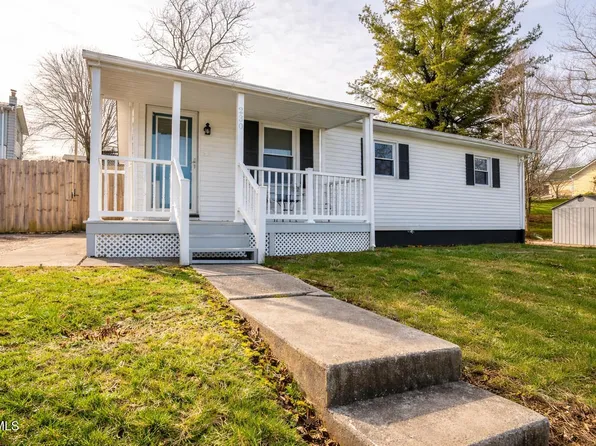 230 Madison St, Abingdon, VA 24210