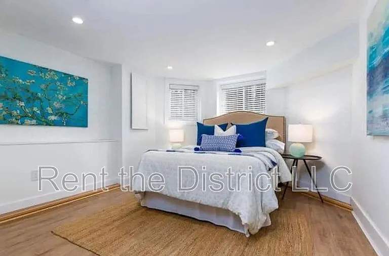 37 Rhode Island Ave NW — Photo 41