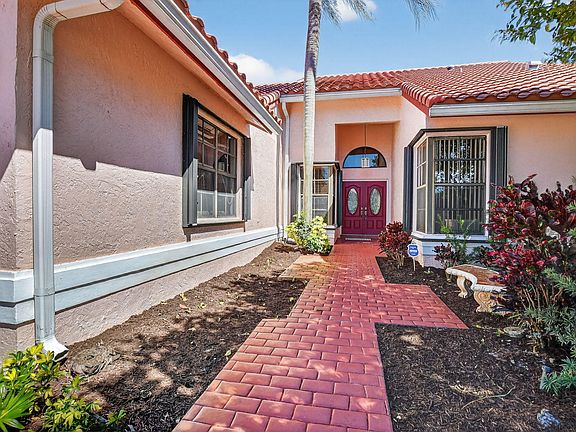 5th image of 19260 Cherry Hills Terrace