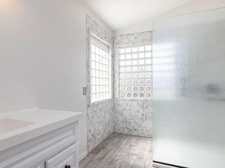 537 E Appaloosa Rd — Photo 10