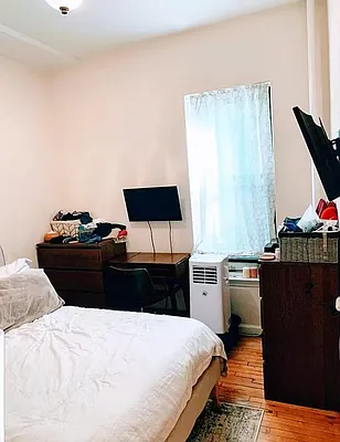 Rented by Oxford Property Group | media 5