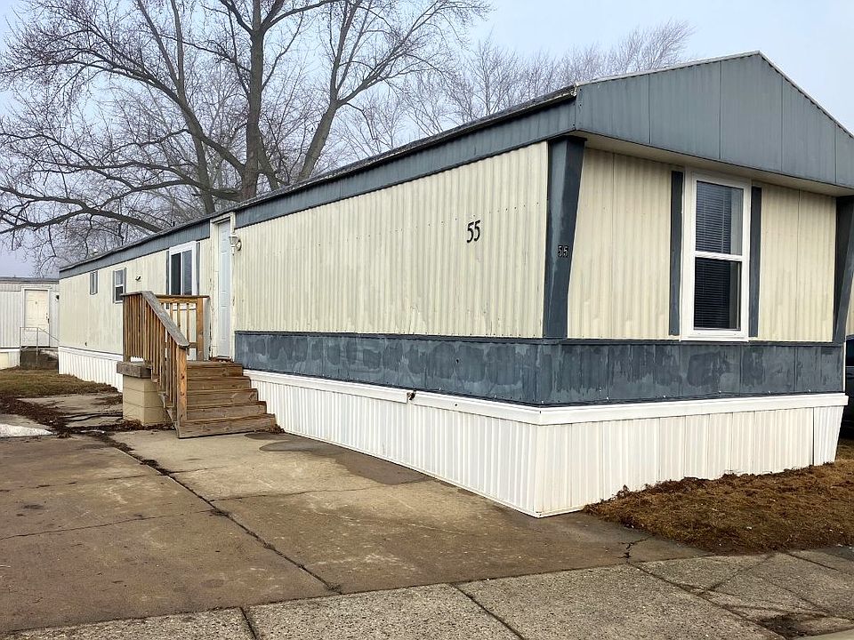 1st image of 500 W Payton St Lot 55