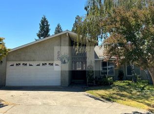220 Miles Ct, Turlock, CA 95382