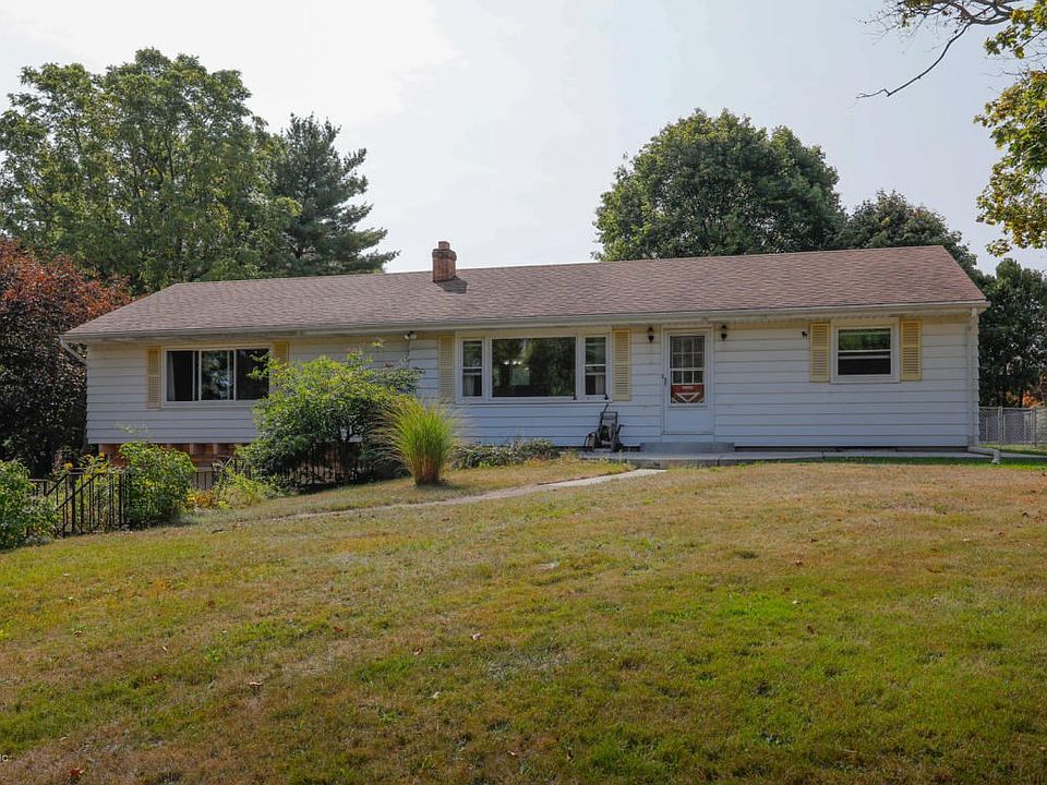 12698 C Ave-101