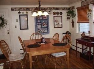 43 Pond St, Newton, NH 03858