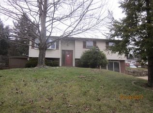 1085 Broughton Rd, Pittsburgh, PA 15236
