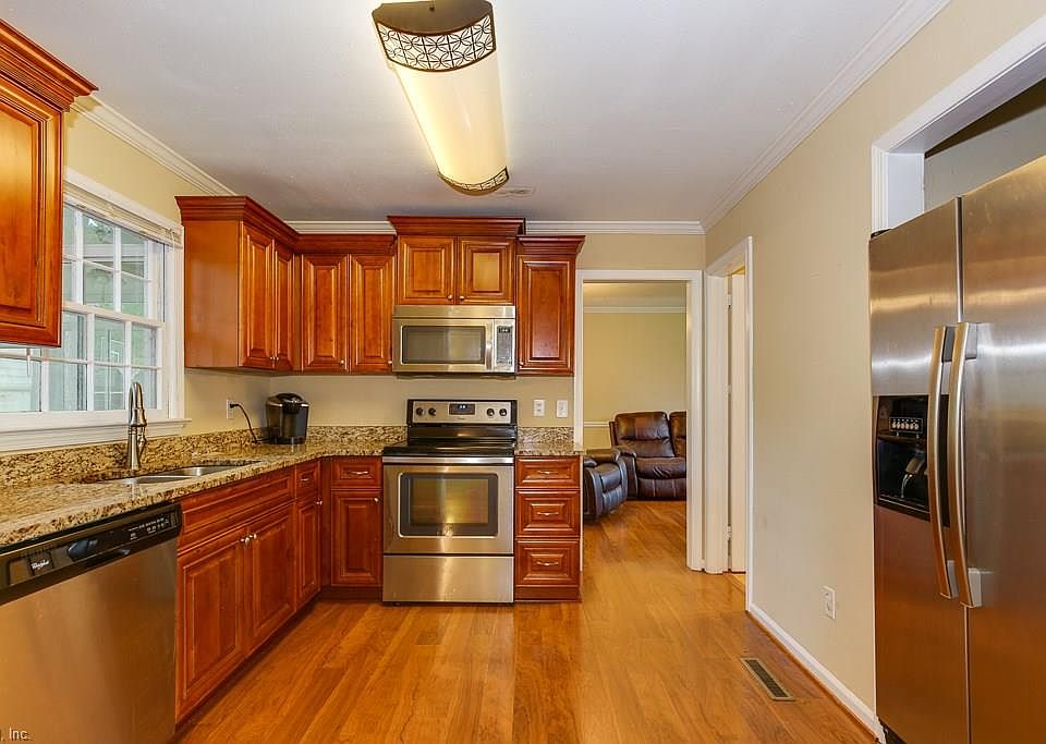 1st image of 20 Tukaway Ct