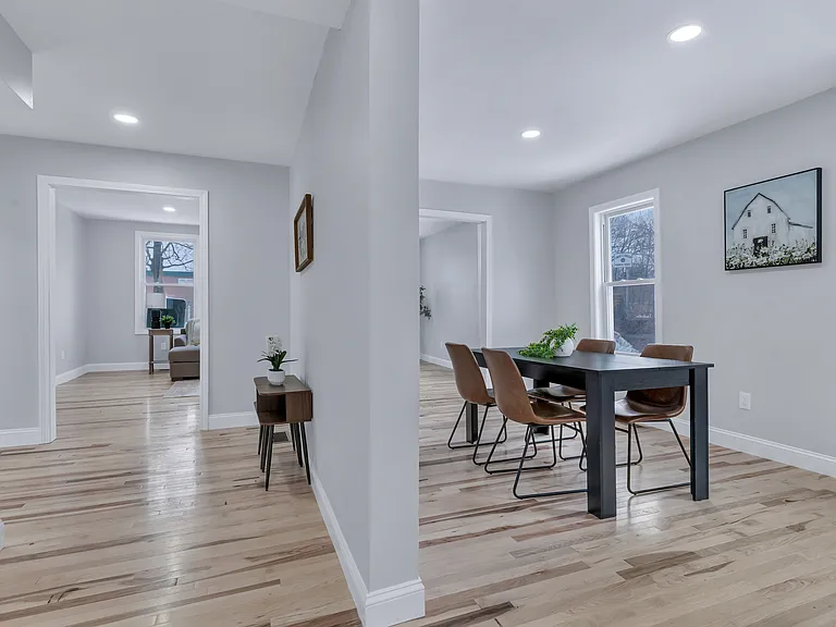 73 Walnut St — Photo 11